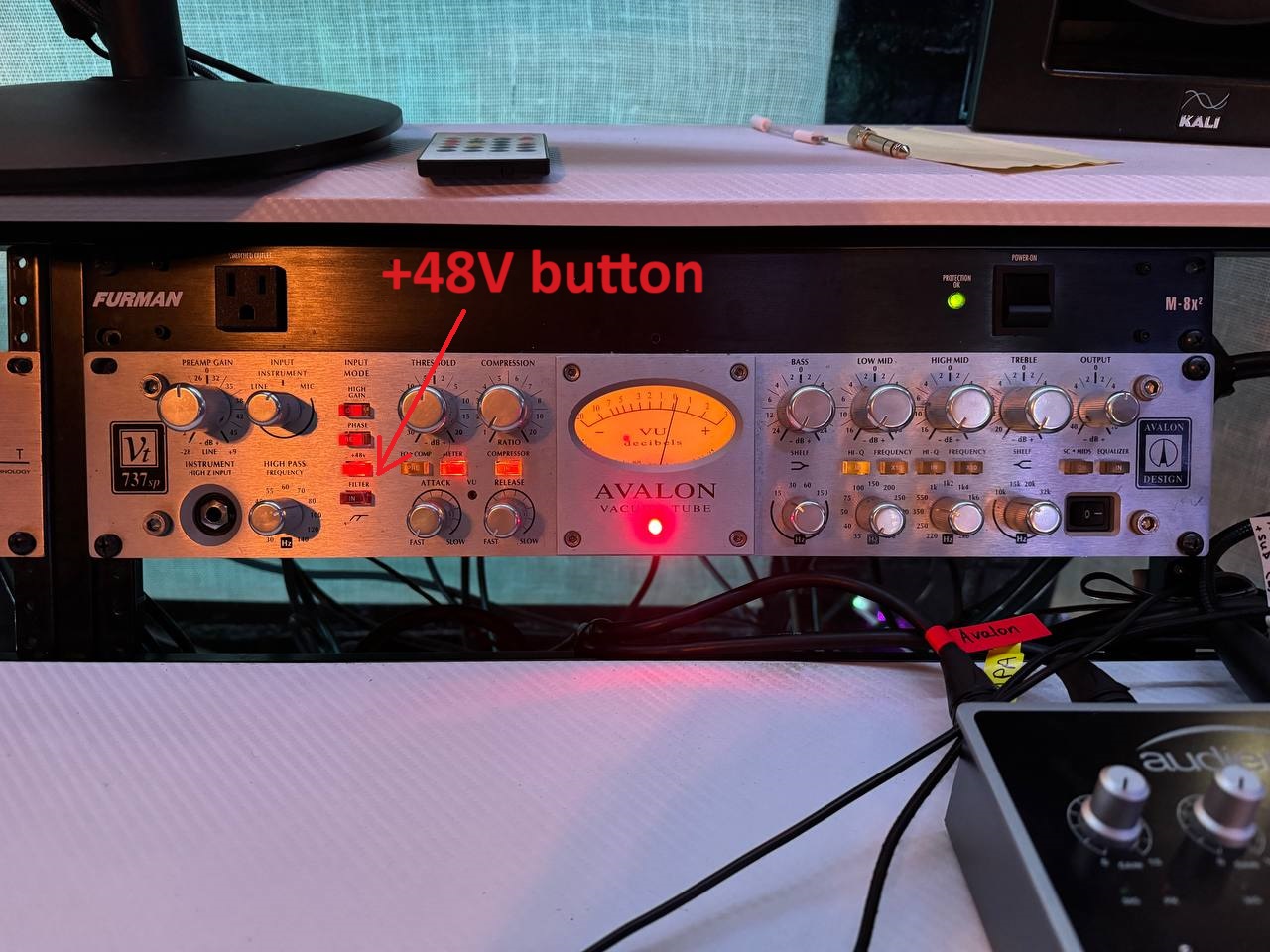 Phantom Power +48V on the Avalon PreAmp at the Blizz Sound Affordable Recording studio in Los Angeles